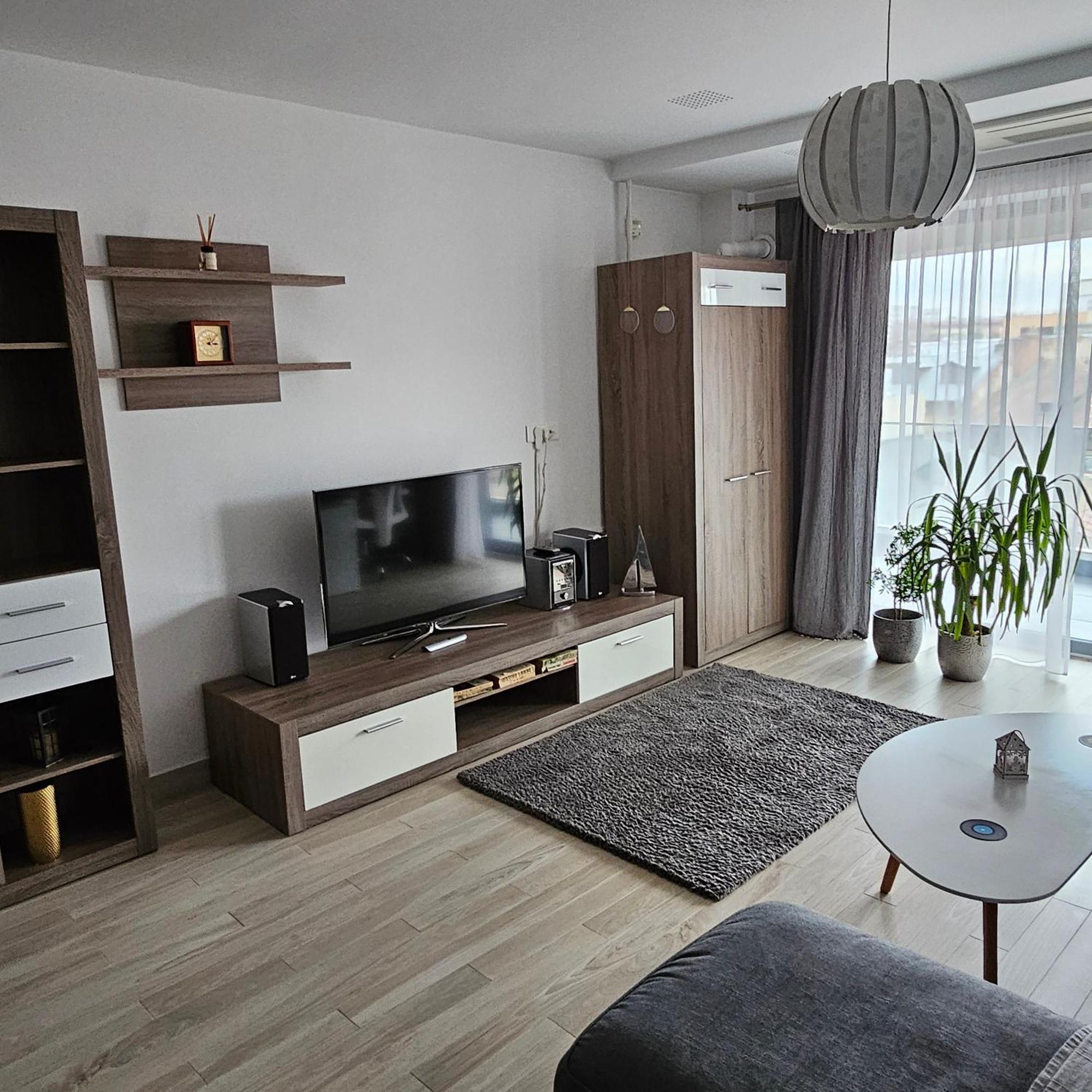 Central District Cuza 99 Apartment Boekarest Buitenkant foto